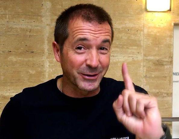 九游体育官网-评论员：皇马没啥战术，只知道把球交给姆巴佩或维尼修斯发挥